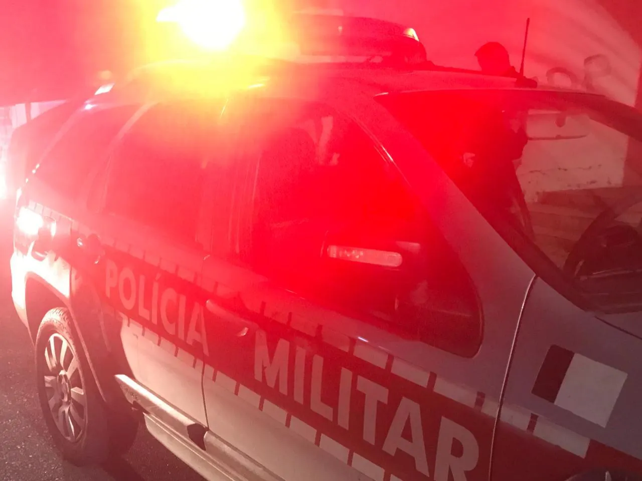 Polícia Militar prende suspeito de tentativa de homicídio e apreende arma de fogo na cidade da Prata