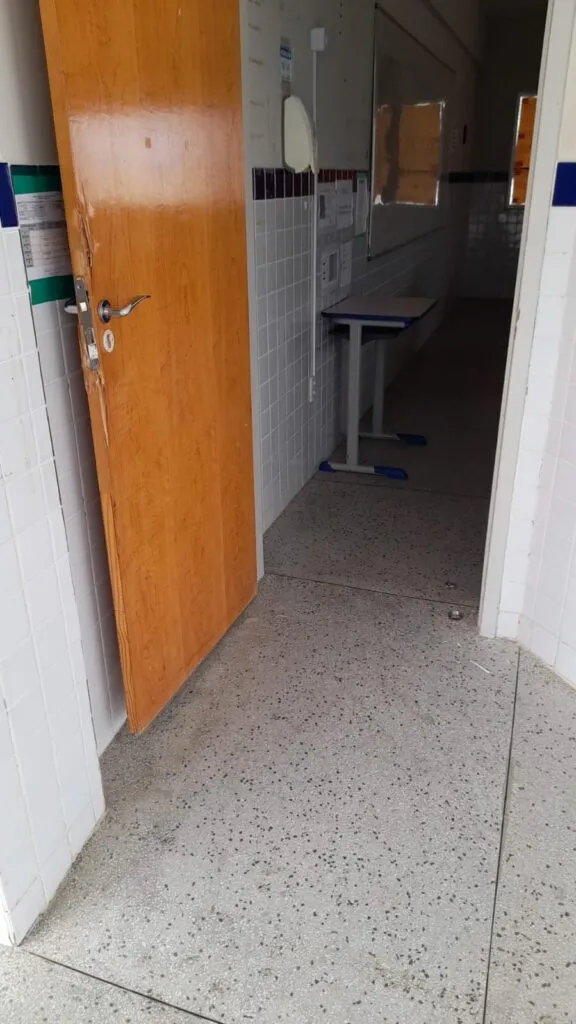Bandidos voltam a arrombar escola Estadual em Santo André e furtam várias TVs