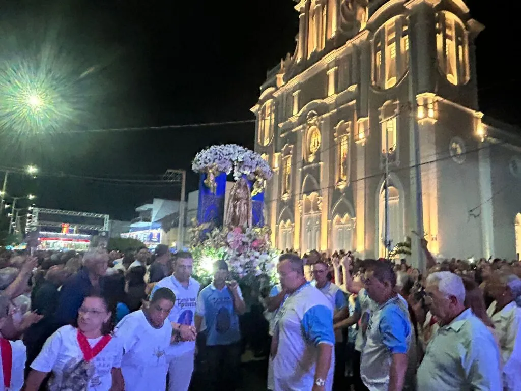 Encerramento da festa da padroeira de Nossa Senhora das Dores reúne milhares de fiéis em Monteiro