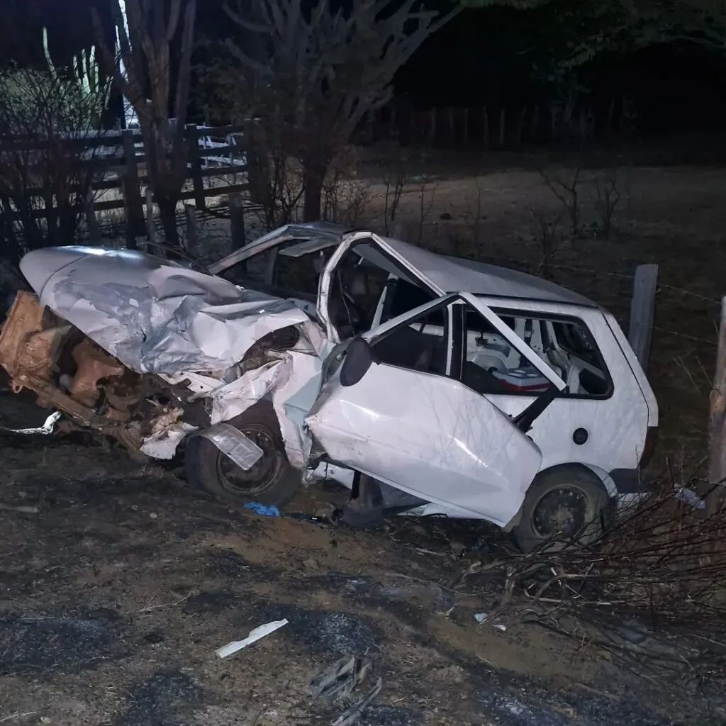 Colisão entre veículos deixa vítima fatal e sete feridos na PB-214, entre Congo e Sumé