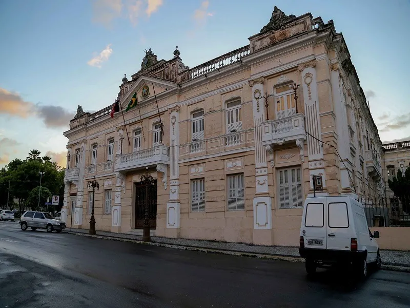 Governo da Paraíba decreta ponto facultativo nas repartições estaduais durante o carnaval