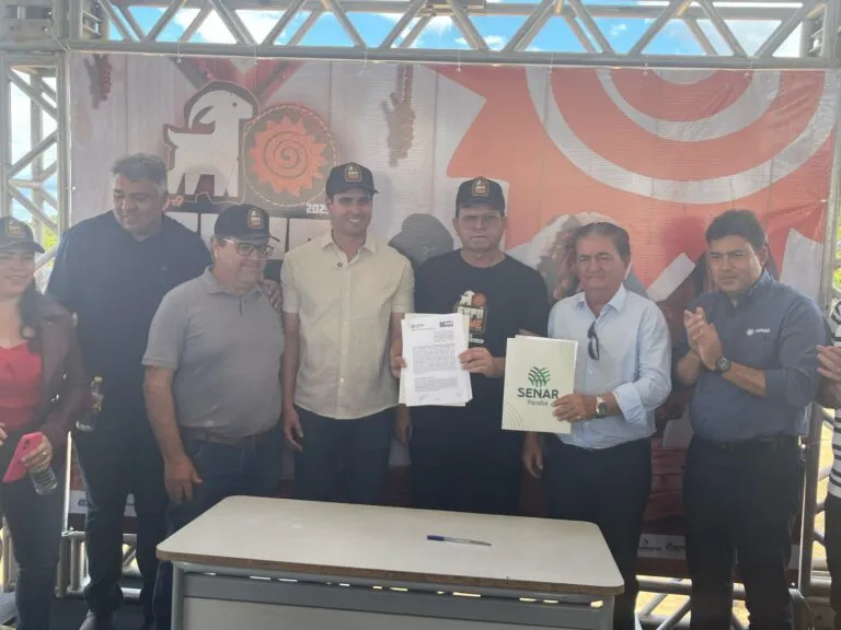 Sumé firma parceria com o SENAR para oferta de cursos técnicos em Zootecnia e Agronegócio