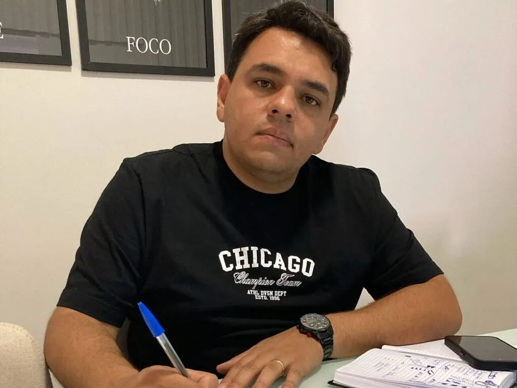 Prefeito Tarcio Gabriel envia à Câmara projeto de incentivo à caprinocultura leiteira em Amparo