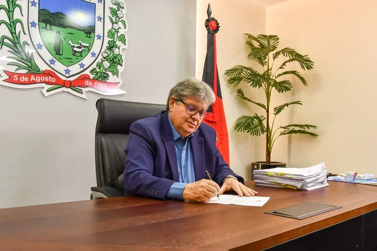 Governo da Paraíba divulga edital do concurso para o Magistério