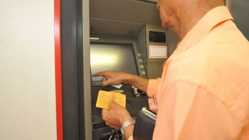 Bancos fecham na 6ª Feira Santa e no Dia de Tiradentes