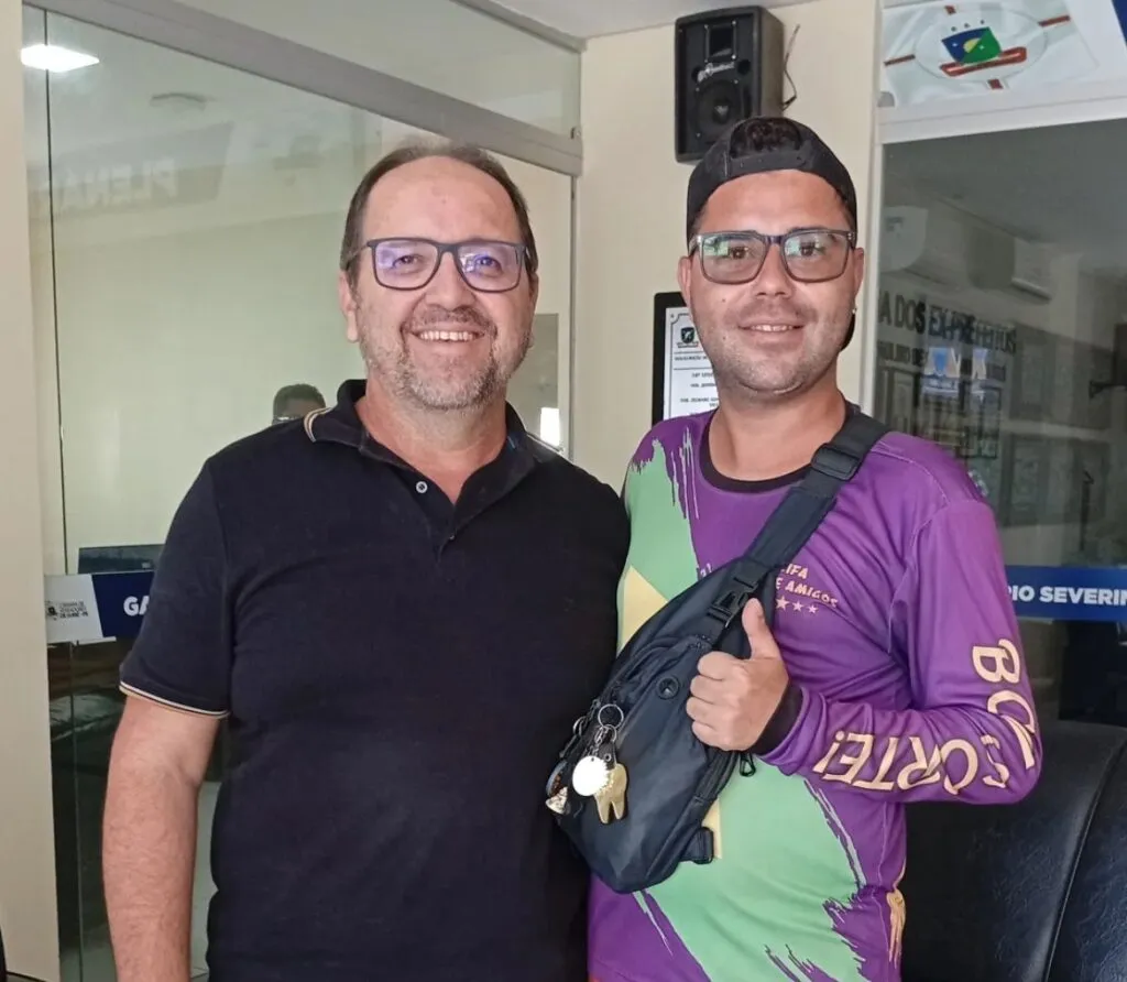 Em Sumé: Jeffeson Menezes reafirma apoio à cultura popular e recebe organizador da Quadrilha dos Trocados