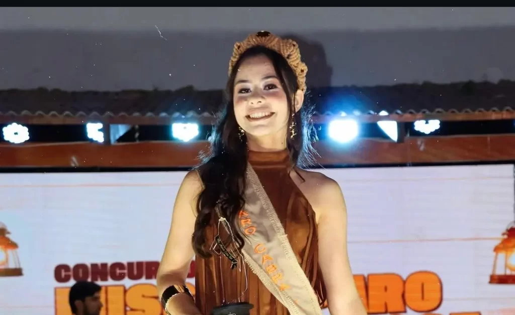 Maria Alícia é eleita Miss Amparo Cabra Fest 2025 em noite de celebração da beleza e cultura