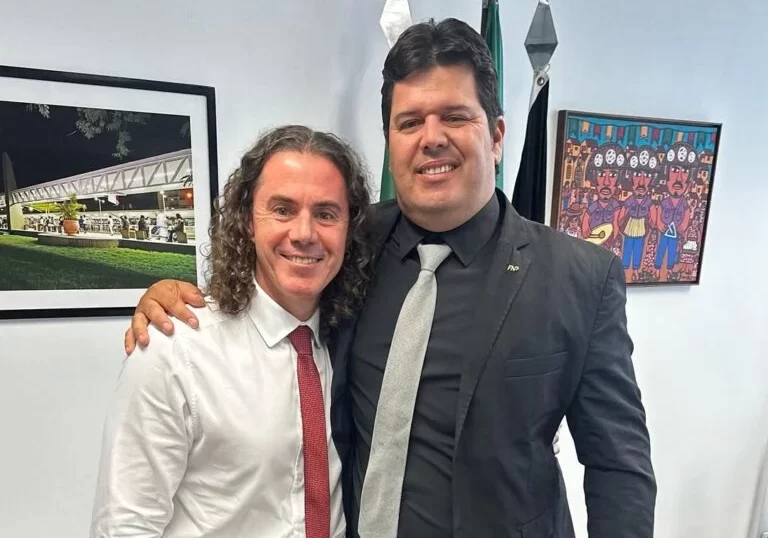 Prefeito da Prata conquista novos investimentos em habitação, educação, saúde e infraestrutura através de articulação com o senador Veneziano Vital