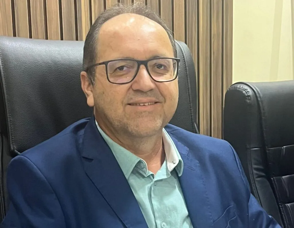 Vereador Jeffeson Menezes solicita motocicletas para agentes de saúde da zona rural de Sumé e destaca destinação de R$ 1 milhão com apoio do deputado Luiz Couto