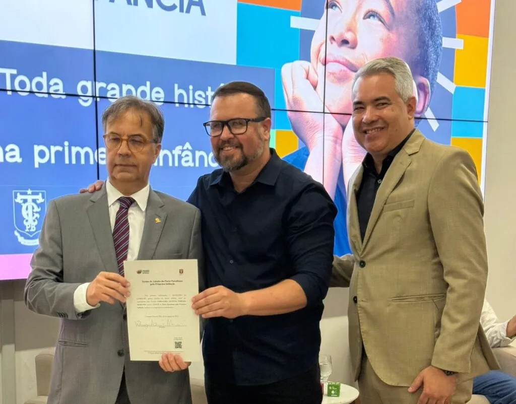 Prefeito Bira Mariano participa de solenidade no TCE-PB e assina Termo de Compromisso com a Primeira Infância