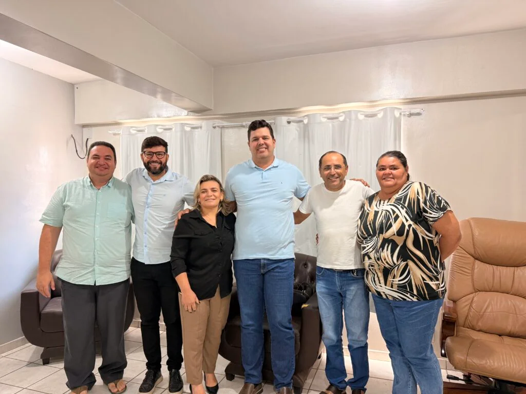 Prefeitura e Câmara alinham detalhes da festa da padroeira em Prata