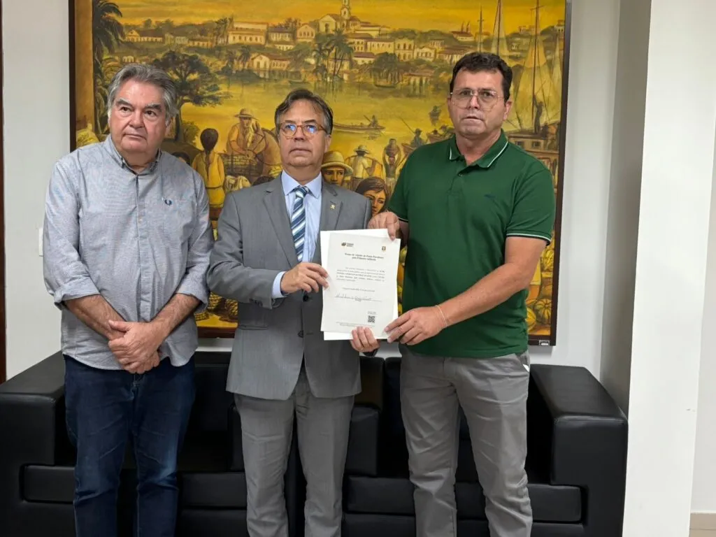Município de Sumé assina Pacto Pela Primeira Infância e reforça compromisso com políticas para crianças de 0 a 6 anos