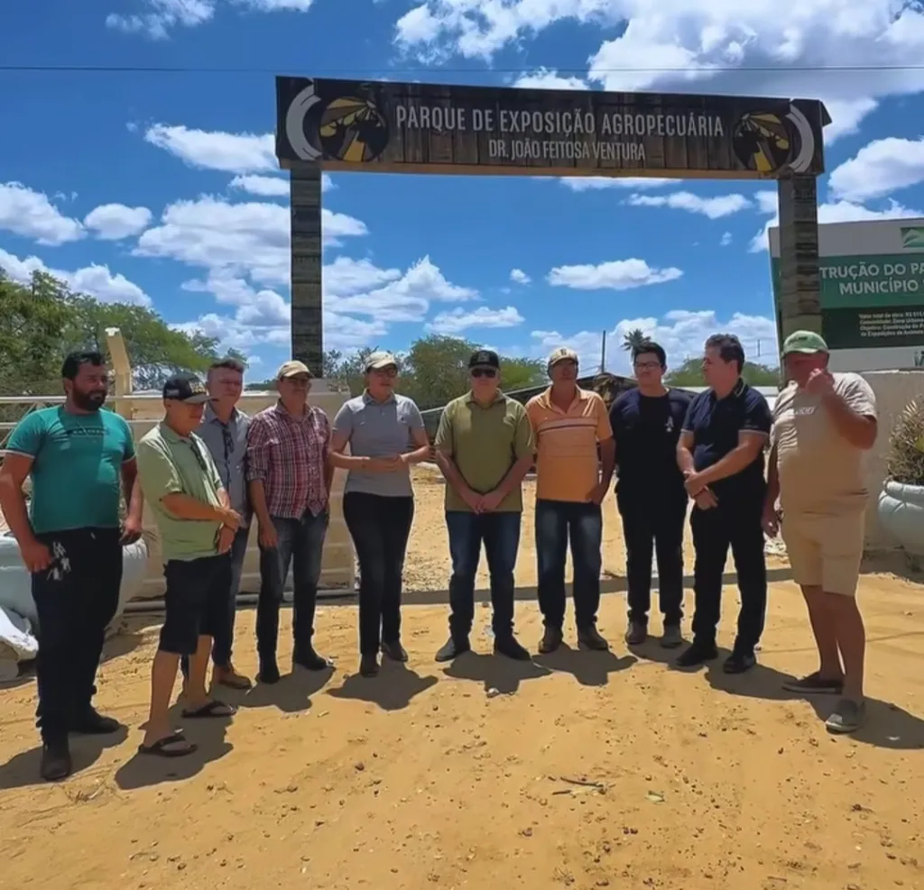 MONTEIRO: Vice-prefeito Cajó Menezes recebe prefeita de Sertânia para visita técnica na Feira de Animais e Capribom