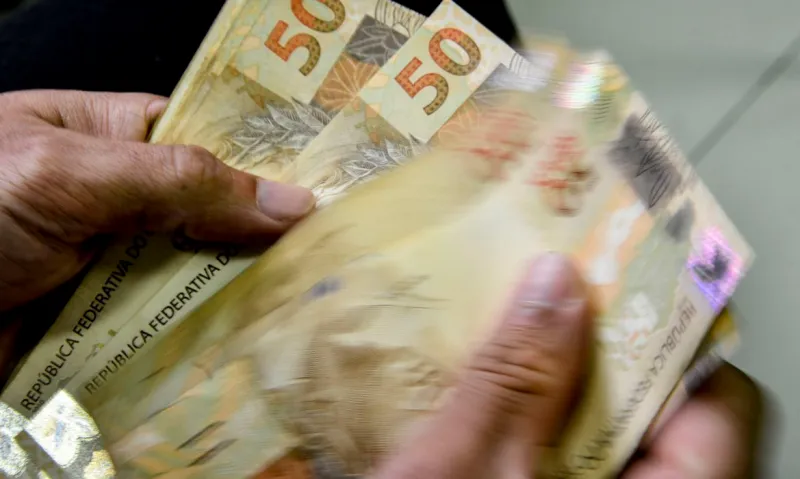 Prefeitura de Monteiro anuncia pagamento da folha do funcionalismo de novembro, dezembro e décimo terceiro