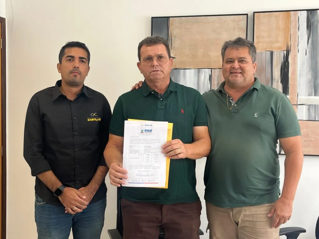 Prefeito Manezinho Lourenço autoriza funcionamento da empresa responsável pela pavimentação asfáltica entre Sumé e São José dos Cordeiros