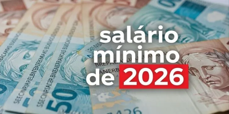 Salário mínimo de R$ 1.621 começa a valer