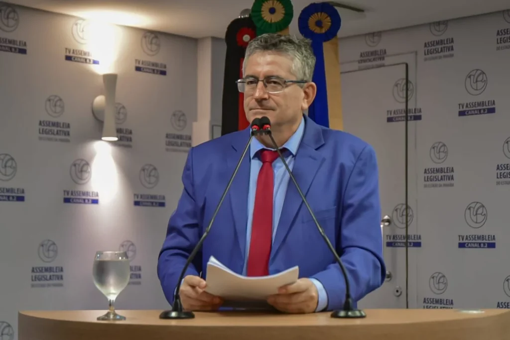 São João do Cariri: Dr. Romualdo anuncia R$ 2,6 milhões para segunda etapa da travessia urbana